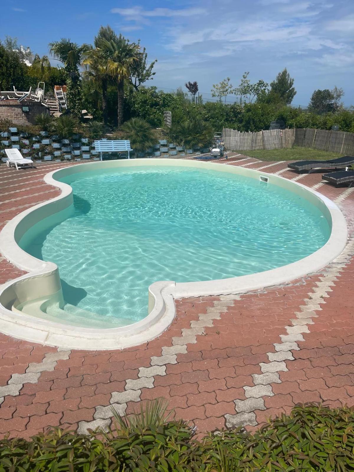 San Costanzo B&B Villa Alma المظهر الخارجي الصورة